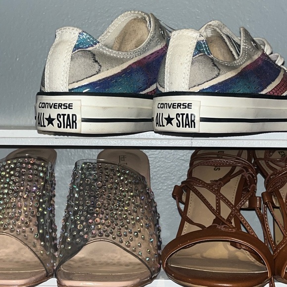 UPDATE******SOLD!!!!    Special edition “Converses” w/Metallic colors - Picture 4 of 8